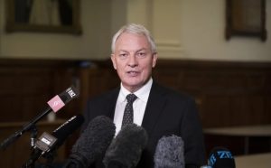 Phil Goff Sacked: A Trump Jibe Ends NZ’s Top UK Diplomat’s Run