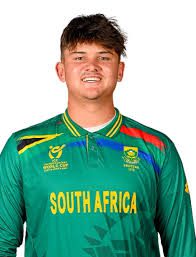South Africa Names Young Batting Stars Lhuan-dre Pretorius and Dewald Brevis in Test Squad for Zimbabwe Series